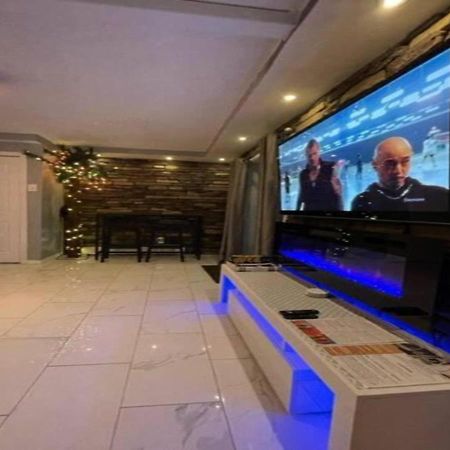 Brooklyn Luxury Spring Retreat With Private Outdoor Space 纽约 外观 照片