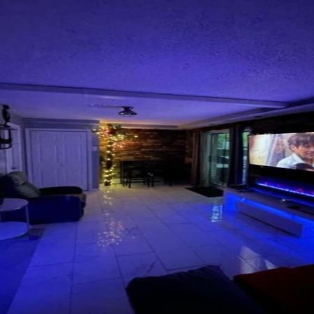 Brooklyn Luxury Spring Retreat With Private Outdoor Space 纽约 外观 照片