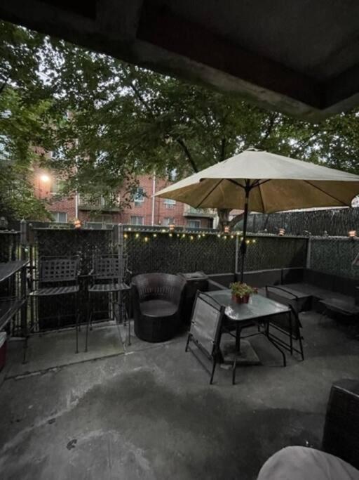 Brooklyn Luxury Spring Retreat With Private Outdoor Space 纽约 外观 照片